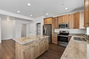 4216 W Gunlock Park Ct, Riverton, UT 84096 - Photo 7