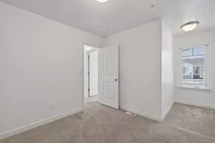 4216 W Gunlock Park Ct, Riverton, UT 84096 - Photo 23
