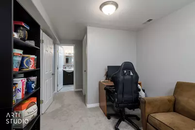 499 N 200 W #18, Bountiful, UT 84010 - Photo 23