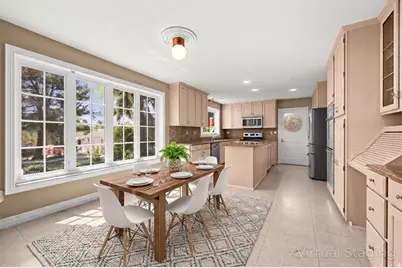 2797 E Sommet Dr, Holladay, UT 84117 - Photo 5