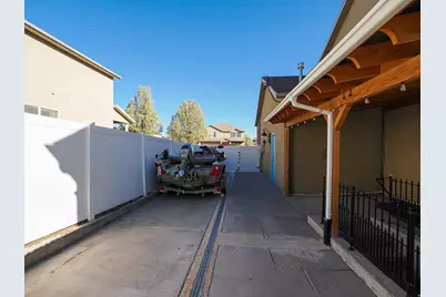 7093 W Klorissa Pl, Herriman, UT 84096 - Photo 17