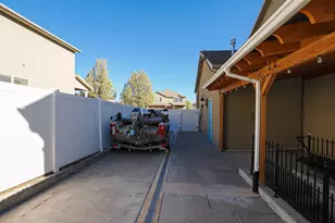 7093 W Klorissa Pl, Herriman, UT 84096 - Photo 17