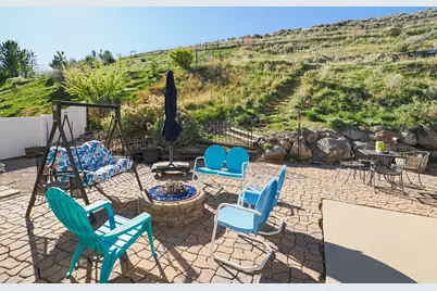 7093 W Klorissa Pl, Herriman, UT 84096 - Photo 9