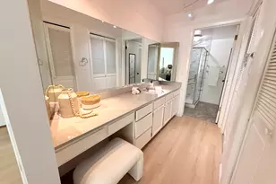 1525 E Waterbury Dr, Murray, UT 84121 - Photo 5