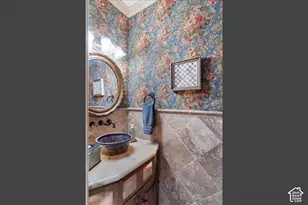 960 E Par Three Circle, Fruit Heights, UT 84037 - Photo 19