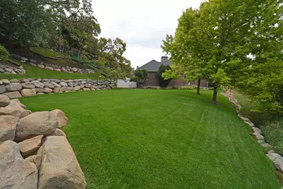 960 E Par Three Cir, Fruit Heights, UT 84037 - Photo 37