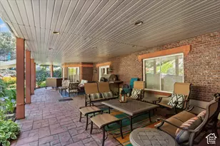 960 E Par Three Circle, Fruit Heights, UT 84037 - Photo 33