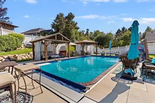 960 E Par Three Circle, Fruit Heights, UT 84037 - Photo 3