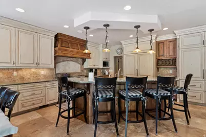 960 E Par Three Cir, Fruit Heights, UT 84037 - Photo 7