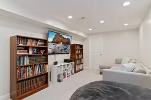 2220 N Joni Dr, Layton, UT 84040 - Photo 23