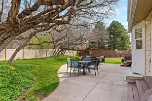 2220 N Joni Dr, Layton, UT 84040 - Photo 27