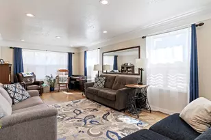 2220 N Joni Dr, Layton, UT 84040 - Photo 7