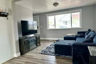 235 W 200 S, Vernal, UT 84078 - Photo 5