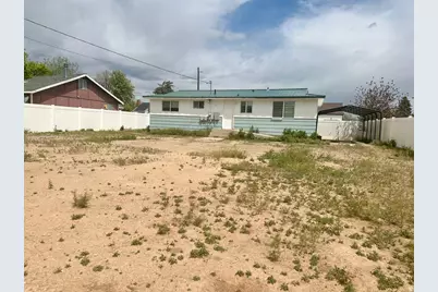 235 W 200 S, Vernal, UT 84078 - Photo 21