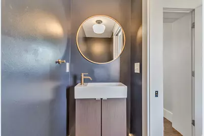 457 N C St E, Salt Lake City, UT 84103 - Photo 9