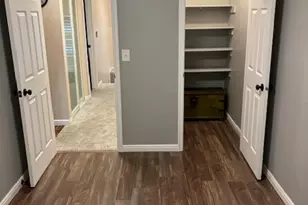 635 E Williamsburg Park Cir S, Sandy, UT 84070 - Photo 9