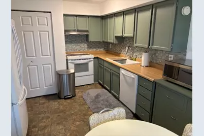 635 E Williamsburg Park Cir S, Sandy, UT 84070 - Photo 13