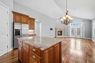 1842 E Peyton Ct, Holladay, UT 84117 - Photo 9