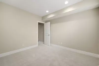 1842 E Peyton Ct, Holladay, UT 84117 - Photo 31