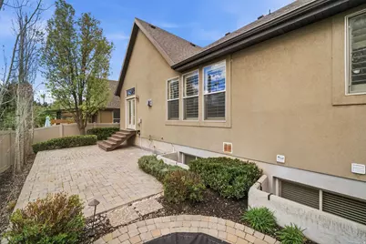 1842 E Peyton Ct, Holladay, UT 84117 - Photo 13