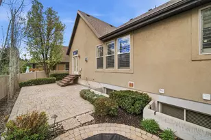 1842 E Peyton Ct, Holladay, UT 84117 - Photo 13