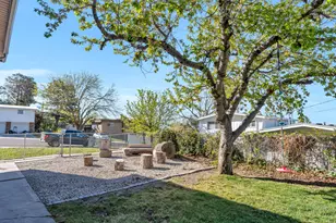 1025 E Grove Dr, Pleasant Grove, UT 84062 - Photo 29