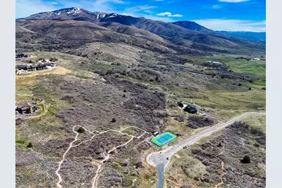 2276 E Lauren Ln #10, Liberty, UT 84310 - Photo 3