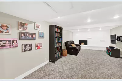 1861 E Severn Dr S, Holladay, UT 84124 - Photo 13