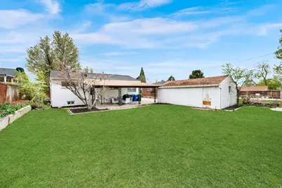 1861 E Severn Dr S, Holladay, UT 84124 - Photo 19