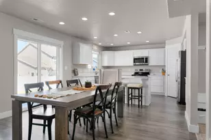 215 N 250 E, Salem, UT 84653 - Photo 7