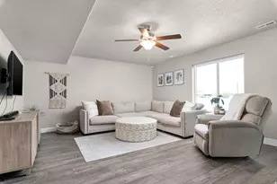 215 N 250 E, Salem, UT 84653 - Photo 13