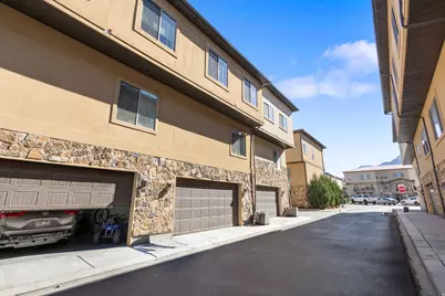 5538 W Naples Dr, Highland, UT 84003 - Photo 33