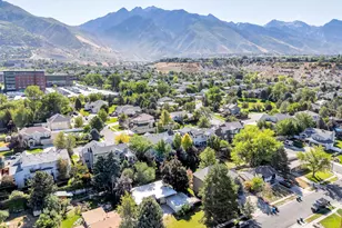 6557 S 2600 E, Cottonwood Heights, UT 84121 - Photo 41