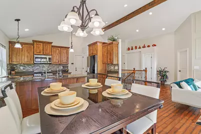 9239 S Brighton View Dr, Sandy, UT 84070 - Photo 15