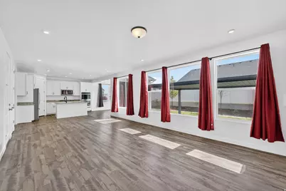 7031 W Echomount Rd S, West Valley, UT 84081 - Photo 5