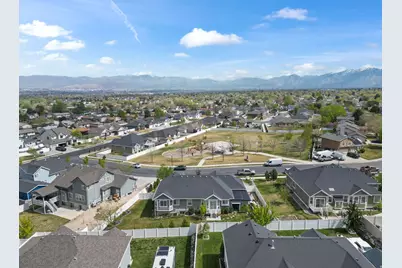 4028 S Young Dr, West Valley, UT 84128 - Photo 47