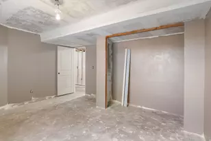 4028 S Young Dr, West Valley, UT 84128 - Photo 31