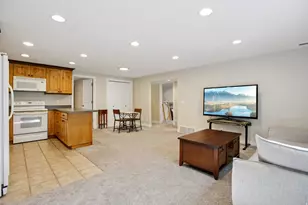 699 E Carlquist Dr S, Draper, UT 84020 - Photo 33