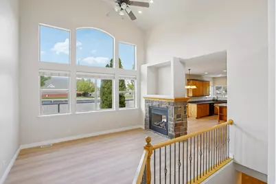 699 E Carlquist Dr S, Draper, UT 84020 - Photo 7