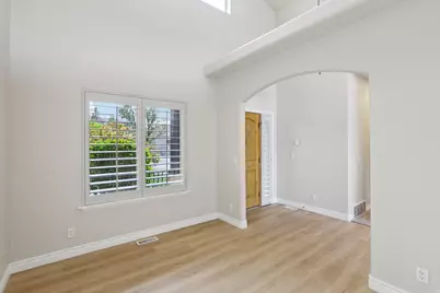 699 E Carlquist Dr S, Draper, UT 84020 - Photo 13