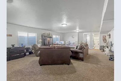7787 N Secretariat Rd, Eagle Mountain, UT 84005 - Photo 17