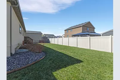 7787 N Secretariat Rd, Eagle Mountain, UT 84005 - Photo 27