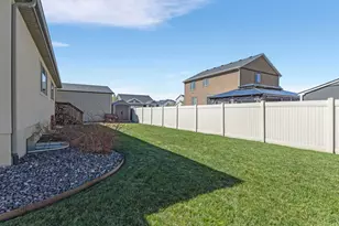 7787 N Secretariat Rd, Eagle Mountain, UT 84005 - Photo 27