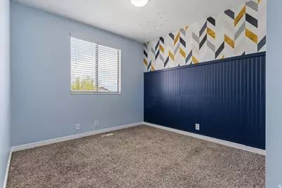 6085 S Park  Wood Dr W, Kearns, UT 84118 - Photo 13