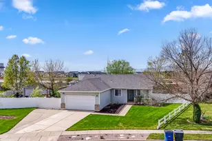 448 Christine Way, Kaysville, UT 84037 - Photo 1