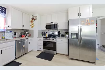 2323 N 720 W, Clinton, UT 84015 - Photo 3