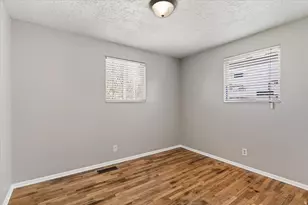 1240 Douglas St E, Ogden, UT 84404 - Photo 15