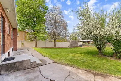 1240 Douglas St E, Ogden, UT 84404 - Photo 27