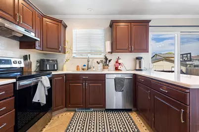 8961 S Galilee Way, West Jordan, UT 84088 - Photo 5