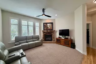 156 E Steed Ct, Farmington, UT 84025 - Photo 5